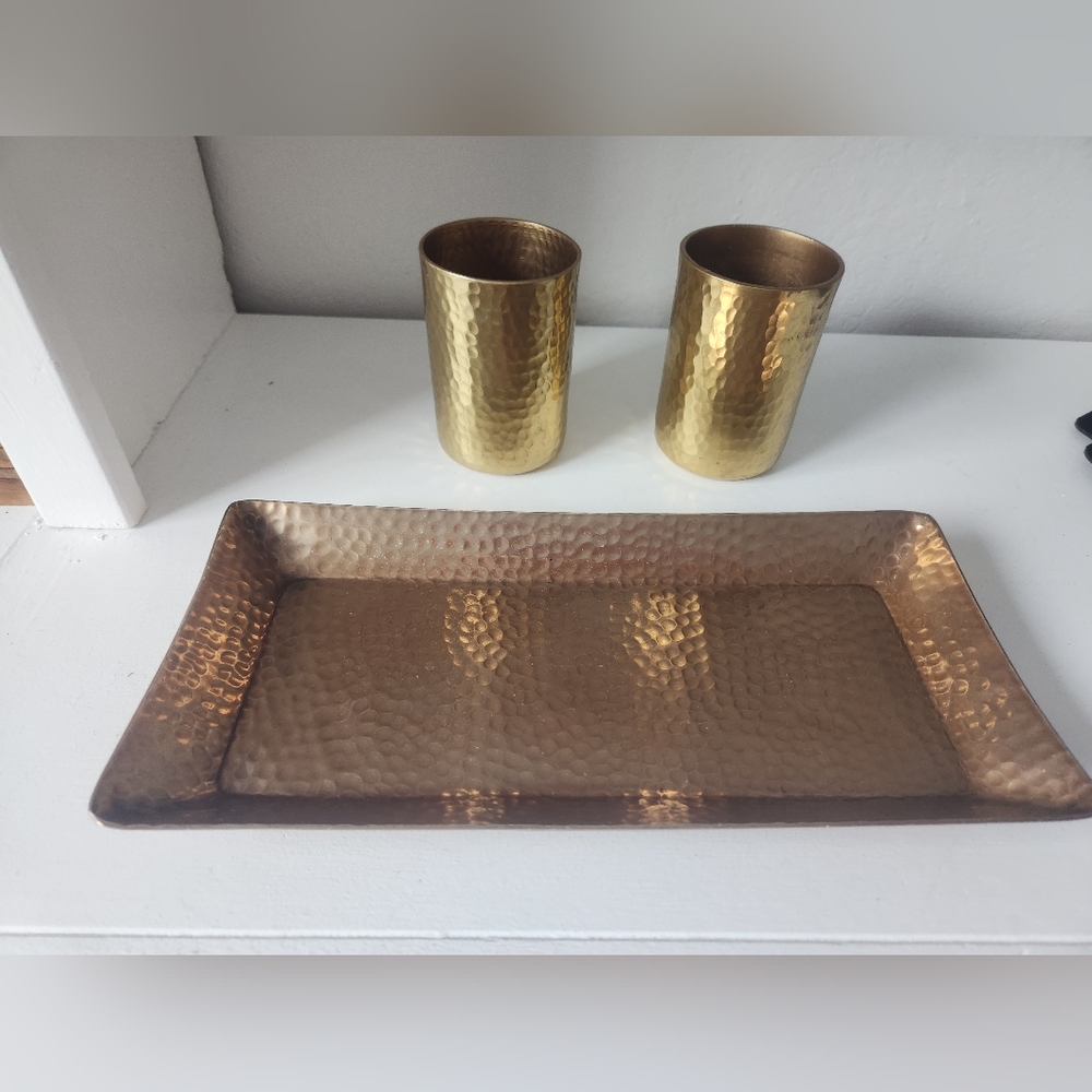 Threshold gold hammered tray and 2 pencil cup - Picture 8 of 15